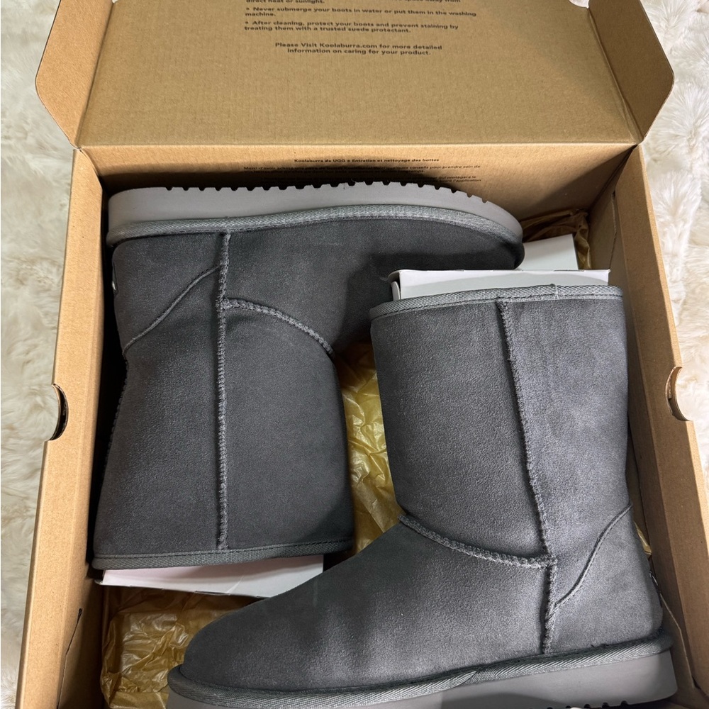 Koolaburra by UGG Grey Boots
